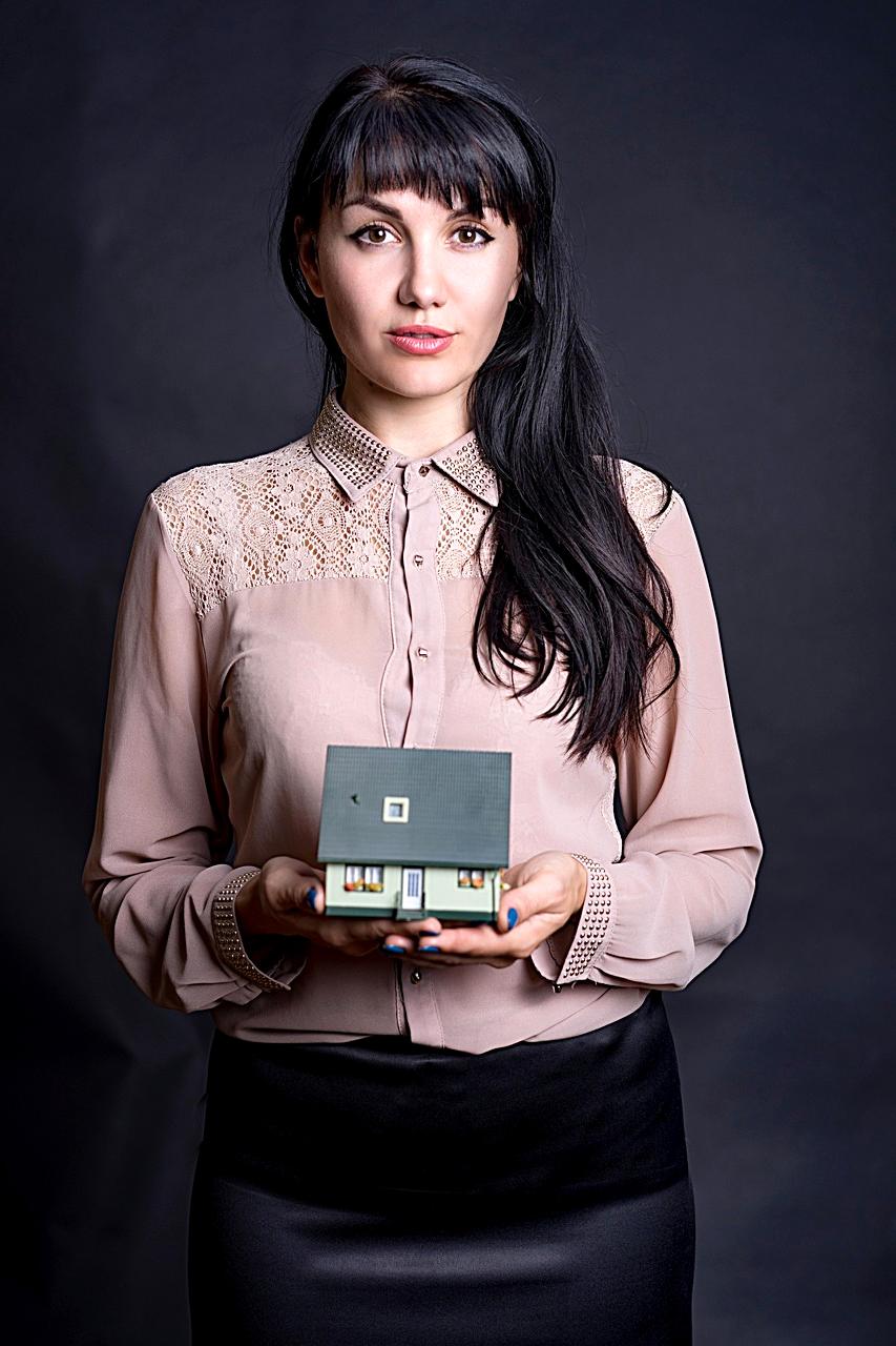 Spotkanie konsultacyjne z doradcą finansowym w profesjonalnym biurze